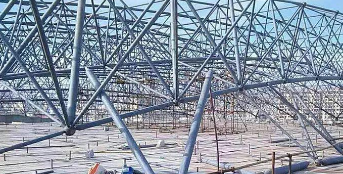 迪庆盘点螺栓球网架对于选材方面的4个基本恳求